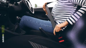 Auto neopatentati migliori: guida alla scelta di una vettura sicura, economica, semplice da guidare e conforme ai limiti di legge.