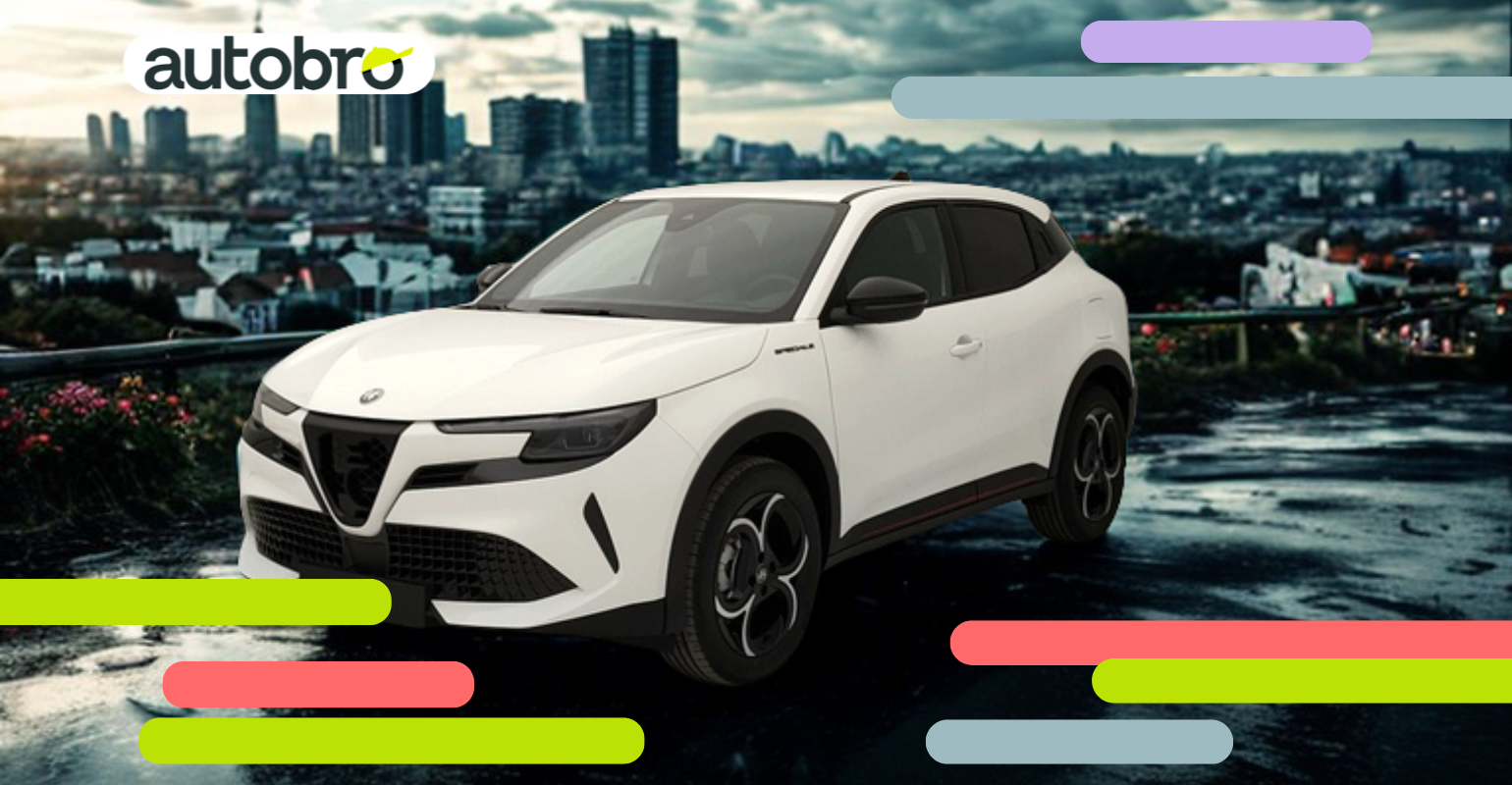 Alfa Romeo Junior vista frontale laterale 2025