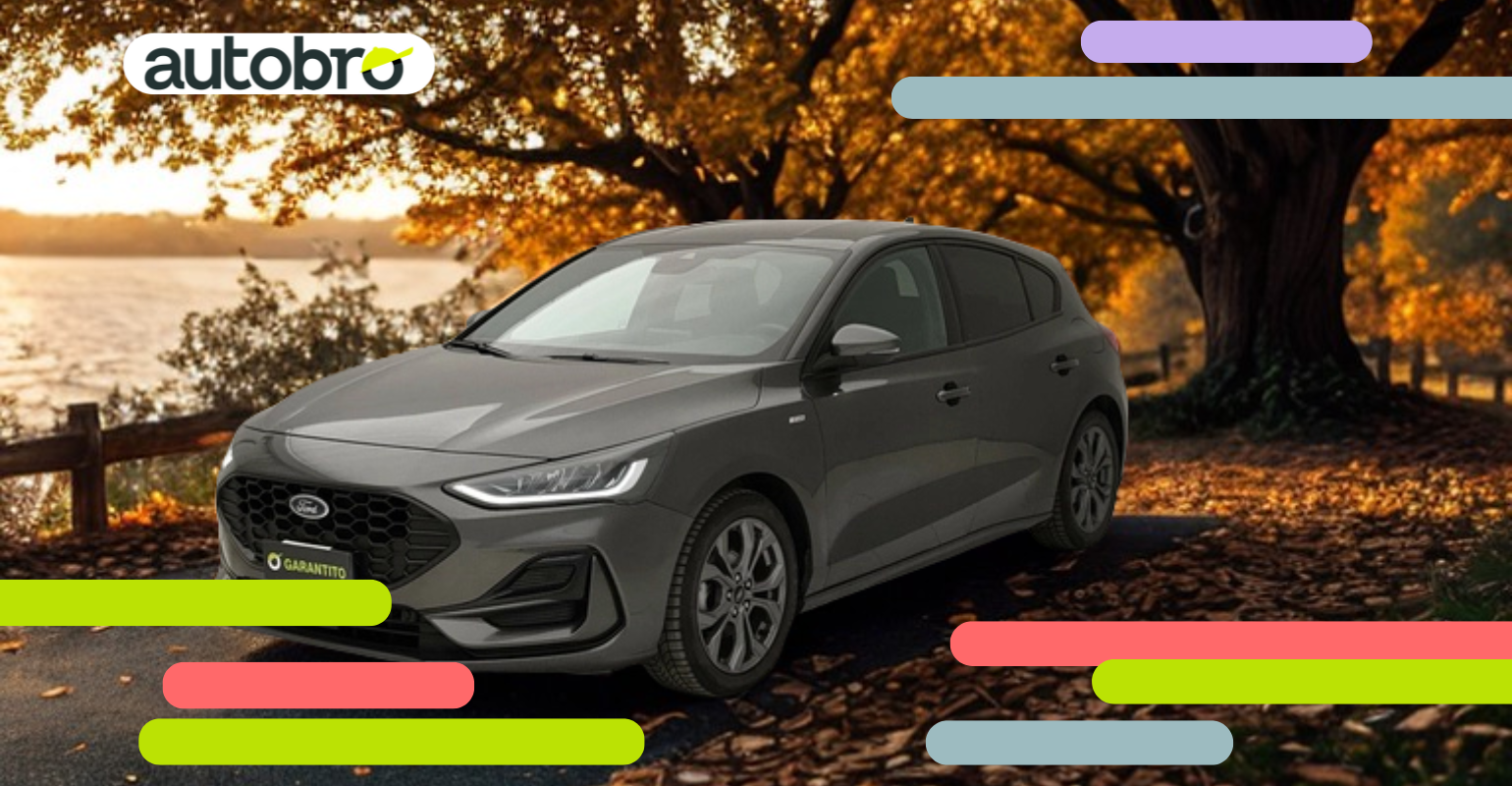 Ford Focus Station Wagon in movimento su strada, simbolo di affidabilità, comfort e spazio per ogni esigenza.