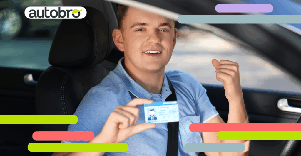 Giovane neopatentato alla guida della sua prima auto in città